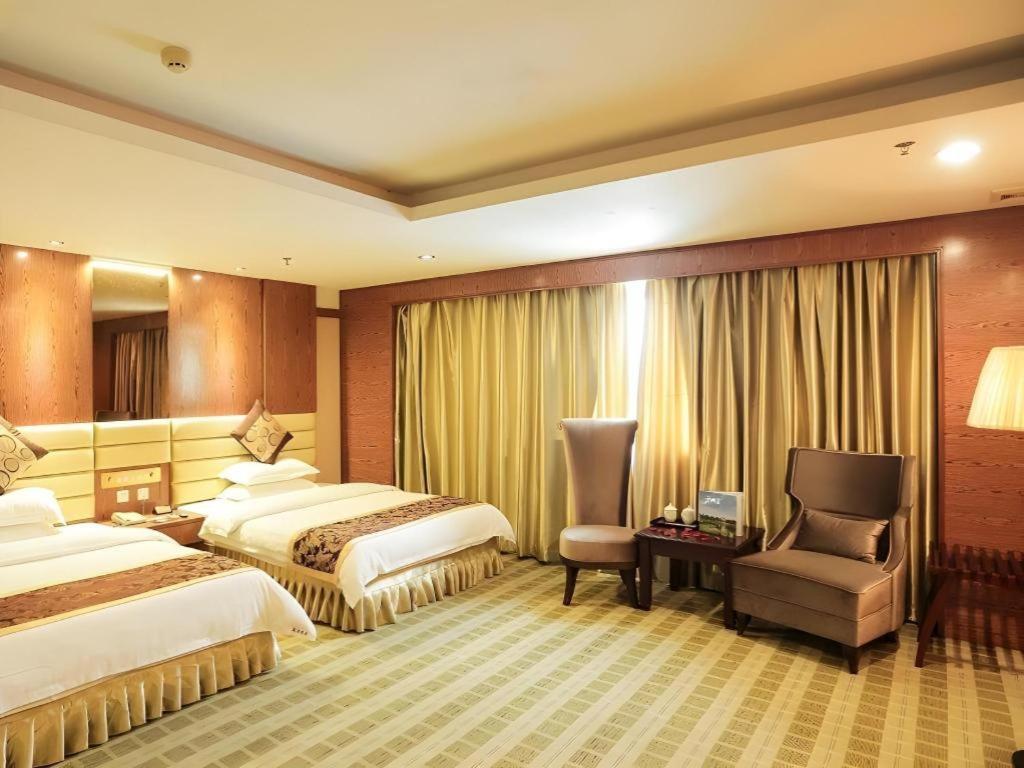 Airport Liwan Hotel Guangzhou Exteriör bild