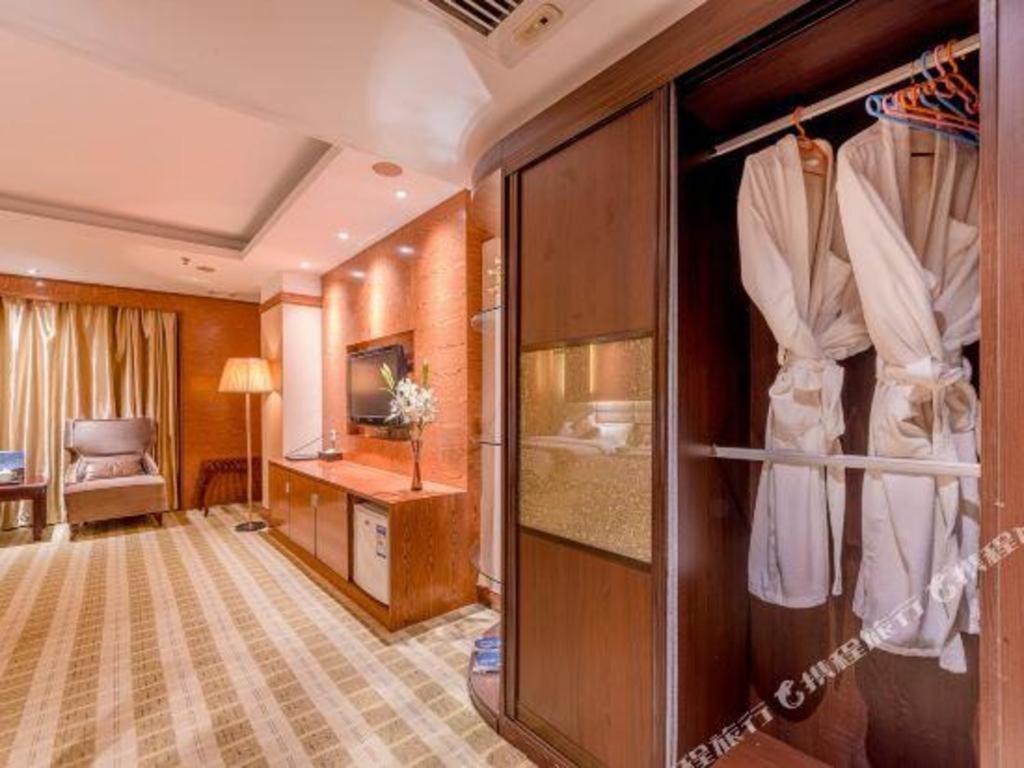 Airport Liwan Hotel Guangzhou Exteriör bild